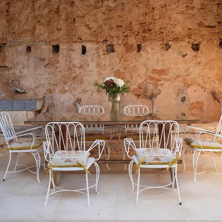 Santanyi's Hidden Gem - A Townhouse With Soul * Santanyí