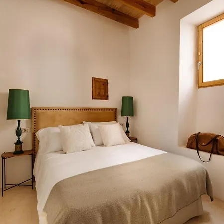 Hébergement de vacances Santanyi's Hidden Gem - A Townhouse With Soul
